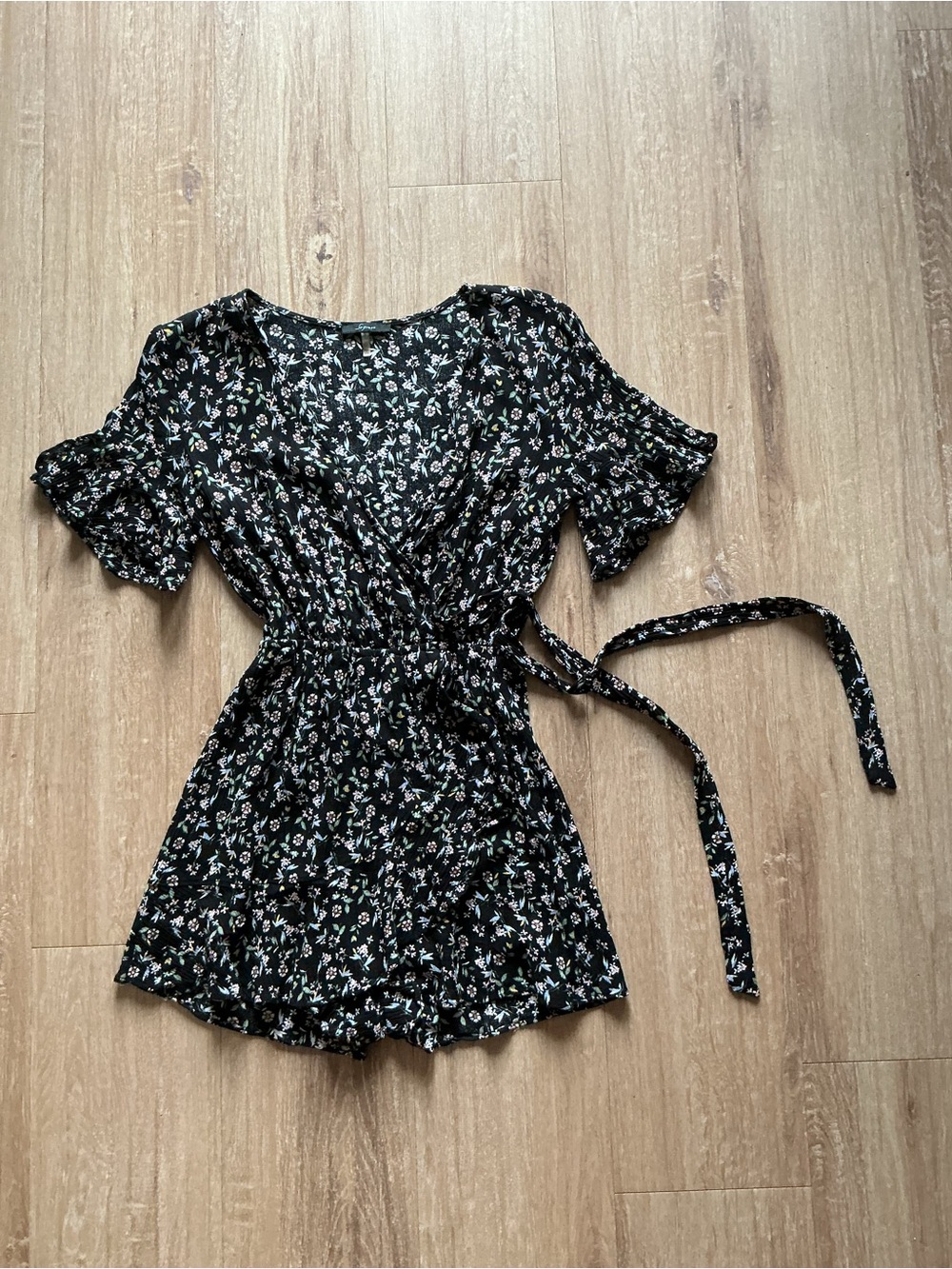 Soprano Black Floral Tie-Front Romper